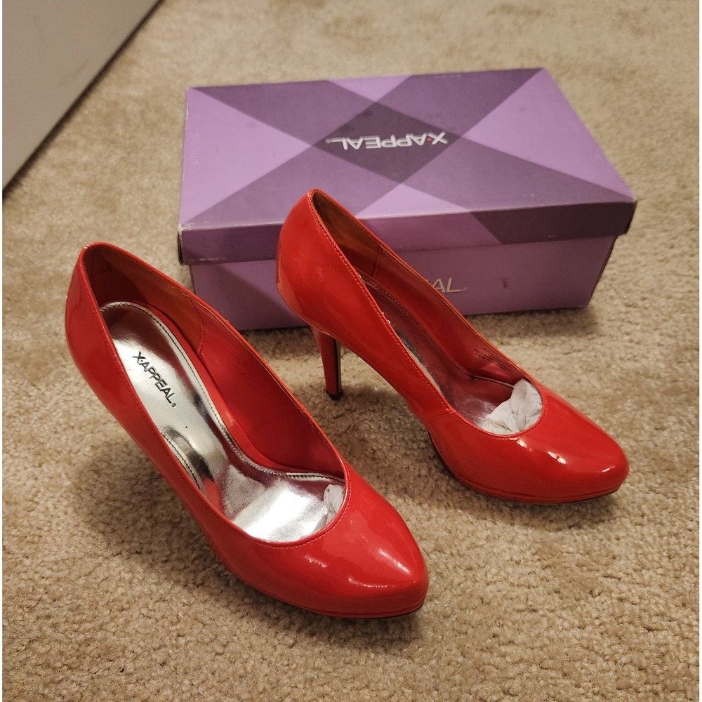 XAPPEAL Red Patent Platform Pumps Stiletto Heels Almond Toe Size 8.5 39